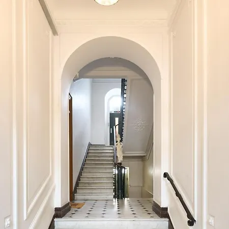 Sunlight - Gisele - Hyper Central, 1 Bedroom With Large Living Apartment Nice